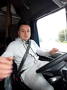 Amberdual online show from October 2025 05:16:01 AM