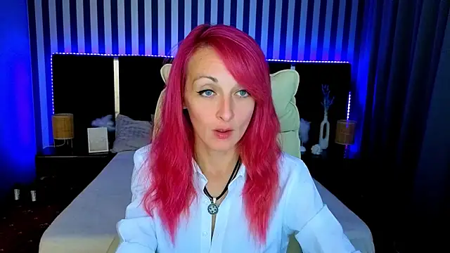 BrandyBloom online show from September 2025 07:03:01 PM