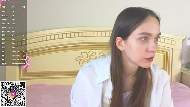 SoftieDream online show from December 2025 06:22:02 AM