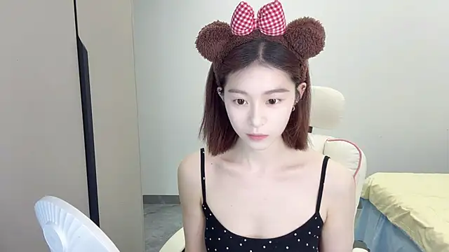 Cookie-oo online show from September 2025 12:54:01 AM