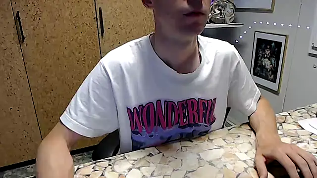 Snapshot of sakiramissy chatting on May 2026 06:20:01 AM sakiramissy online show from May 2026 06:20:01 AM