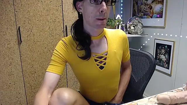 Snapshot of sakiramissy chatting on June 2026 06:01:01 AM sakiramissy online show from June 2026 06:01:01 AM