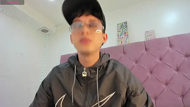 Jheampiiero online show from February 2026 09:05:02 PM