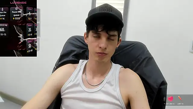 Jheampiiero online show from April 2026 08:31:01 PM