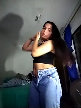 Snapshot of NatashaRose18 chatting on November 2025 06:52:02 PM NatashaRose18 online show from November 2025 06:52:02 PM