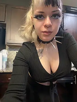 Paige Turner online show from October 2025 07:58:01 PM