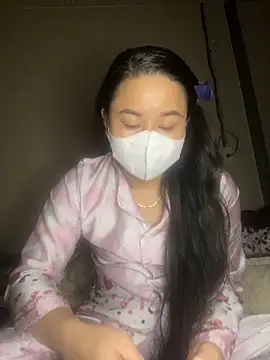 Kimngan003 online show from October 2025 05:57:01 PM