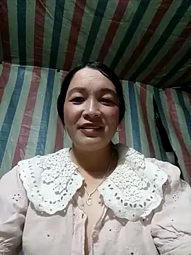 Snapshot of Bliss_rose chatting on October 2025 07:09:02 AM Bliss rose online show from October 2025 07:09:02 AM