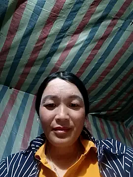 Snapshot of Bliss_rose chatting on November 2025 10:23:01 AM Bliss rose online show from November 2025 10:23:01 AM