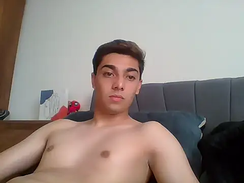 Linkimoli online show from June 2026 07:19:01 PM