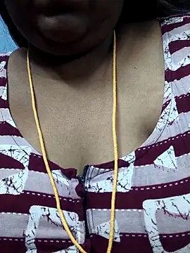 Snapshot of TAMIL_ELAKKIYA chatting on September 2025 07:23:01 AM TAMIL ELAKKIYA online show from September 2025 07:23:01 AM