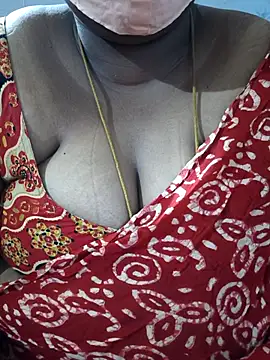 Snapshot of TAMIL_ELAKKIYA chatting on February 2026 12:26:02 AM TAMIL ELAKKIYA online show from February 2026 12:26:02 AM