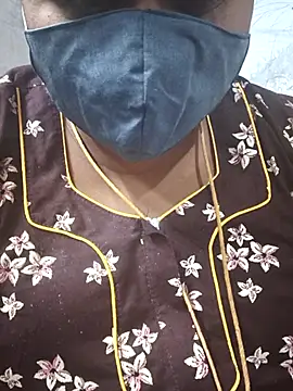 Snapshot of TAMIL_ELAKKIYA chatting on February 2026 05:00:02 PM TAMIL ELAKKIYA online show from February 2026 05:00:02 PM