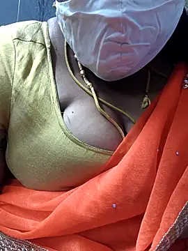 Snapshot of TAMIL_ELAKKIYA chatting on July 2026 05:33:02 PM TAMIL ELAKKIYA online show from July 2026 05:33:02 PM
