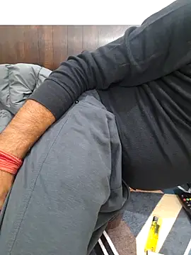 Delhi Couple BlowjobFuck online show from November 2025 04:30:01 PM