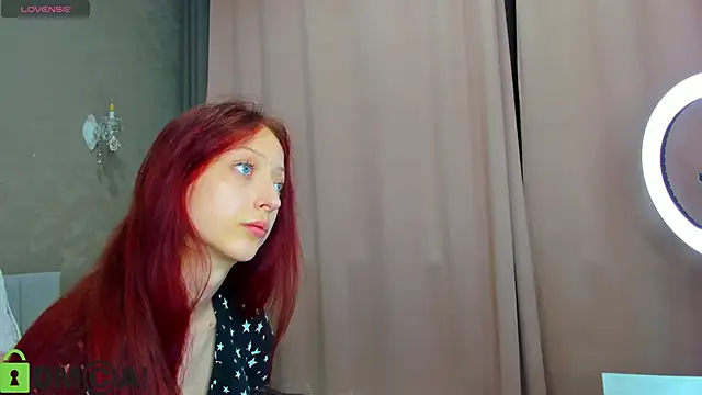 Snapshot of Daria_J chatting on November 2025 04:00:01 AM Daria J online show from November 2025 04:00:01 AM