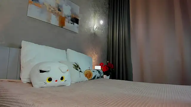 Snapshot of Daria_J chatting on November 2025 04:01:02 AM Daria J online show from November 2025 04:01:02 AM