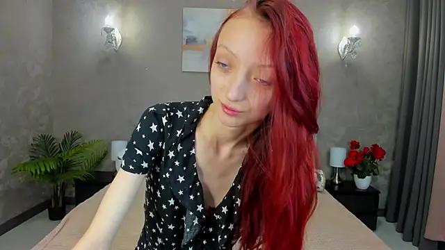 Snapshot of Daria_J chatting on December 2025 04:09:01 AM Daria J online show from December 2025 04:09:01 AM