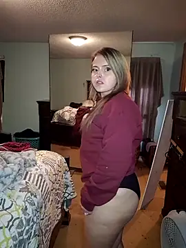 Snapshot of JuicyExxxperience chatting on November 2025 02:10:02 PM JuicyExxxperience online show from November 2025 02:10:02 PM