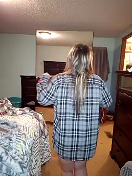 Snapshot of JuicyExxxperience chatting on November 2025 12:39:02 PM JuicyExxxperience online show from November 2025 12:39:02 PM