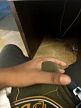 hotboy43339 online show from October 2025 02:45:02 AM