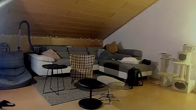 Bez3ybik online show from November 2025 10:03:02 PM