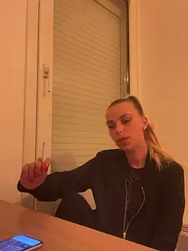 Snapshot of BrumeLove chatting on May 2026 06:57:02 PM BrumeLove online show from May 2026 06:57:02 PM