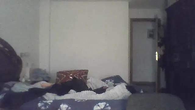 LillyCrossAvila online show from December 2025 10:44:02 AM