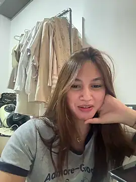 Snapshot of LanySylvia chatting on May 2026 03:29:01 PM LanySylvia online show from May 2026 03:29:01 PM