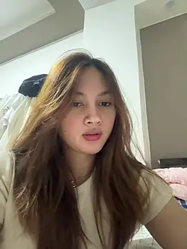 Snapshot of LanySylvia chatting on May 2026 06:52:01 AM LanySylvia online show from May 2026 06:52:01 AM