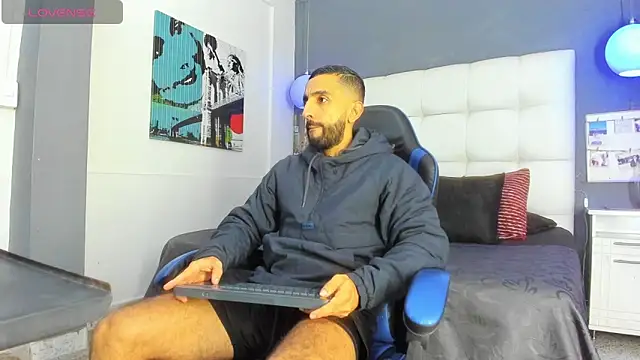 Yiyo10  online show from March 2026 09:03:02 PM