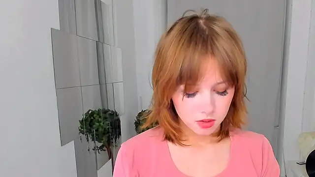 JanetMoor online show from November 2025 03:22:01 PM