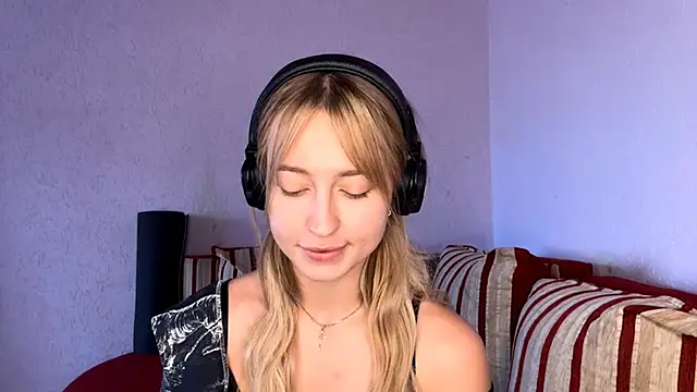 Snapshot of Jetta_Corsacami chatting on September 2025 09:31:02 AM Jetta Corsacami online show from September 2025 09:31:02 AM