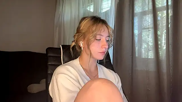 Snapshot of Jetta_Corsacami chatting on September 2025 10:29:01 AM Jetta Corsacami online show from September 2025 10:29:01 AM