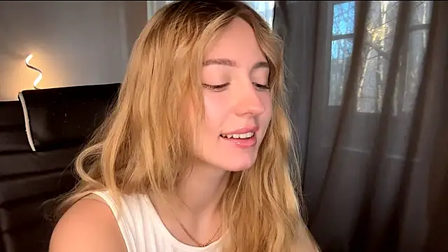 Snapshot of Jetta_Corsacami chatting on November 2025 12:13:01 PM Jetta Corsacami online show from November 2025 12:13:01 PM