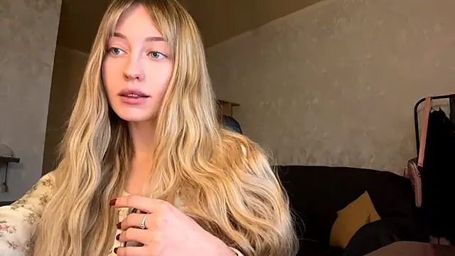 Snapshot of Jetta_Corsacami chatting on December 2025 12:10:01 PM Jetta Corsacami online show from December 2025 12:10:01 PM