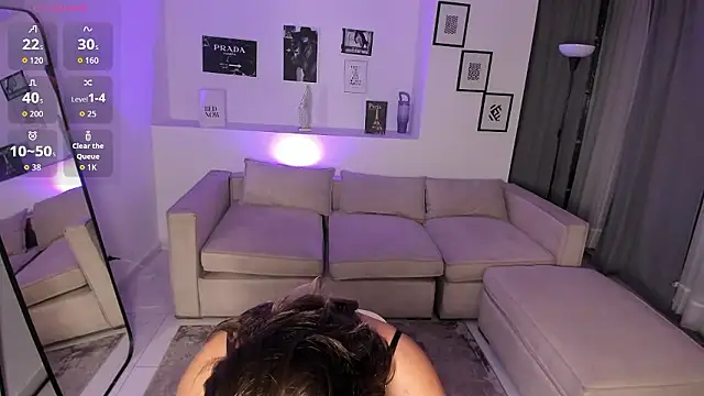 Laureen se online show from January 2026 04:06:02 AM