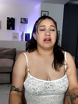 Laureen se online show from July 2026 04:19:01 AM
