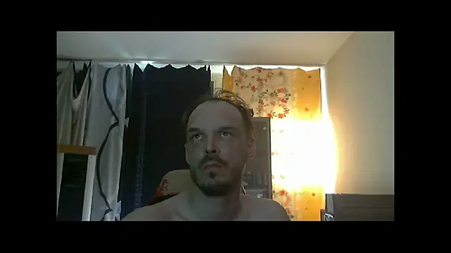 Snapshot of Jenner84 chatting on September 2025 01:54:01 PM Jenner84 online show from September 2025 01:54:01 PM