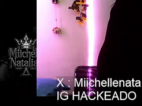 Snapshot of miichellemalvoa chatting on April 2026 10:37:02 PM miichellemalvoa online show from April 2026 10:37:02 PM
