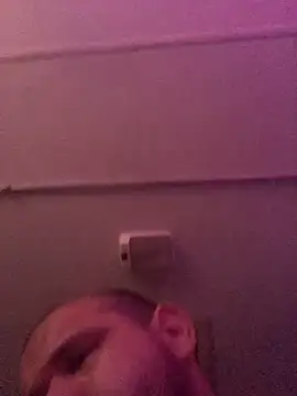 shakeweight online show from February 2026 08:13:01 AM