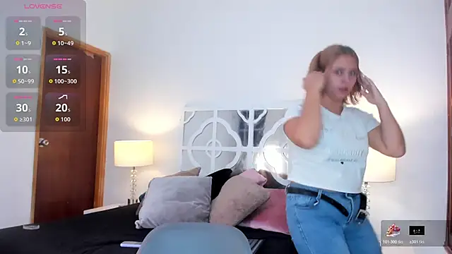 MikaelaStone online show from November 2025 11:34:01 AM