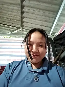 Snapshot of MuiNay chatting on October 2025 11:35:02 PM MuiNay online show from October 2025 11:35:02 PM