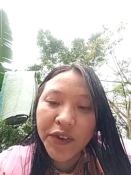 Snapshot of MuiNay chatting on October 2025 02:50:02 AM MuiNay online show from October 2025 02:50:02 AM