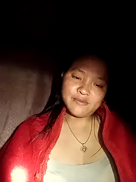 Snapshot of MuiNay chatting on November 2025 12:38:02 PM MuiNay online show from November 2025 12:38:02 PM