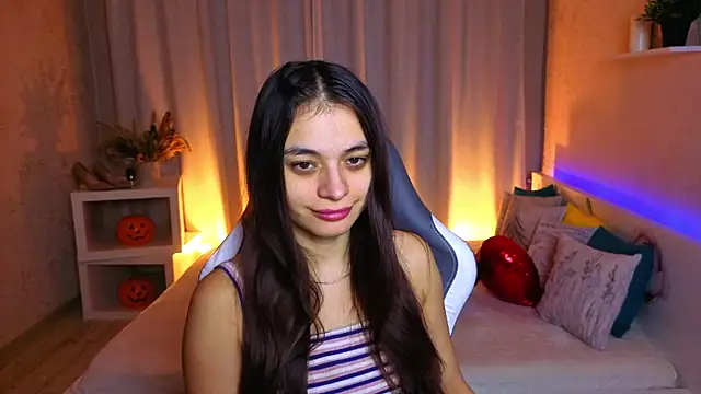 Snapshot of Leila_Hefner chatting on November 2025 03:07:01 AM Leila Hefner online show from November 2025 03:07:01 AM