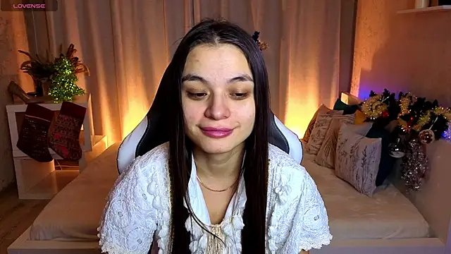 Snapshot of Leila_Hefner chatting on December 2025 02:18:01 AM Leila Hefner online show from December 2025 02:18:01 AM