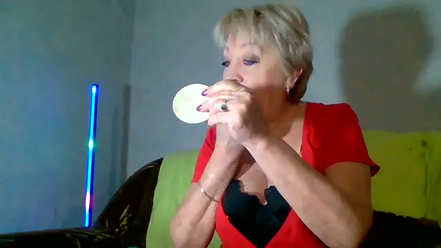 DianaQDream online show from March 2026 04:14:01 AM