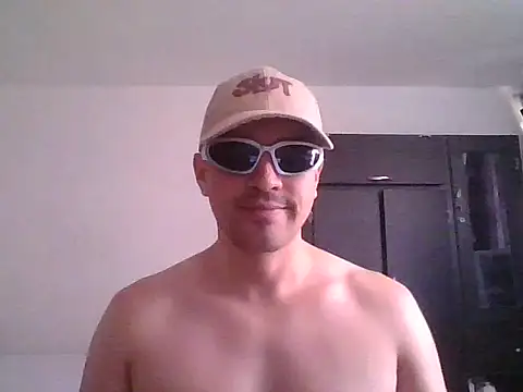 AlphaBoyyX online show from September 2025 05:34:01 PM