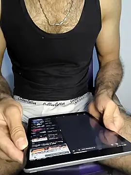 Snapshot of yazin199 chatting on September 2025 11:04:02 PM yazin199 online show from September 2025 11:04:02 PM